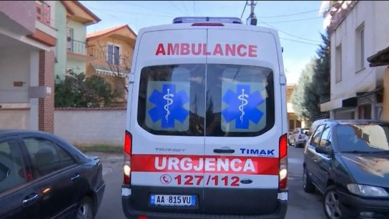 I ra aksidentalisht druri në kokë, ndërron jetë rrugës për në spital 56 vjeçari në Mirditë
