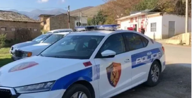 Mbanin kokainë/ Goditet grupi në Lezhë, procedohen gjashtë persona